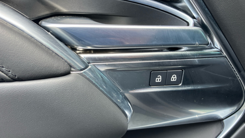 Land Rover Range Rover 3.0 P460e SE 4dr Auto Estate